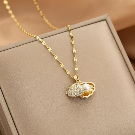 Korean Seashell Pearl Necklace – 18K Gold Plated